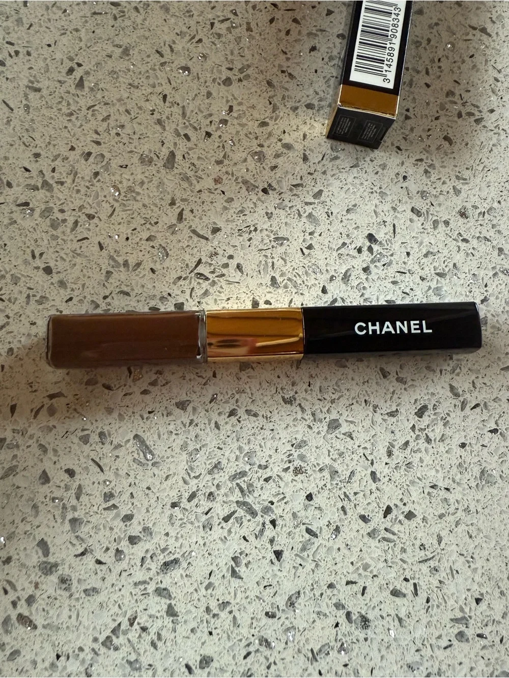 CHANEL White Lime Green Trim Mini Gift Bag
